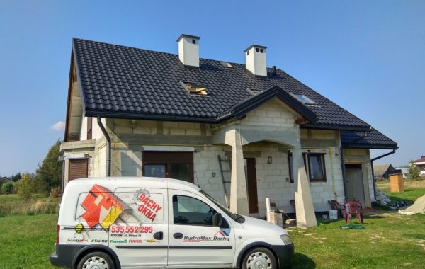 PRUSZYŃSKI ARAD MAT CZARNY OKNA VELUX 3-SZYBOWE