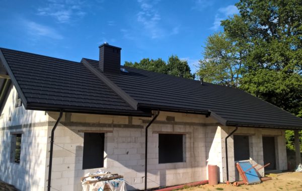 BLACHODACHÓWKA NOVATIK PREMIUM MAT KOLOR CZARNY